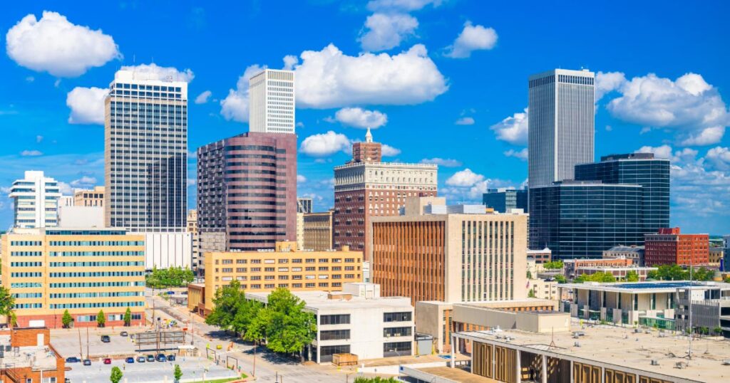 Tulsa, OK skyline