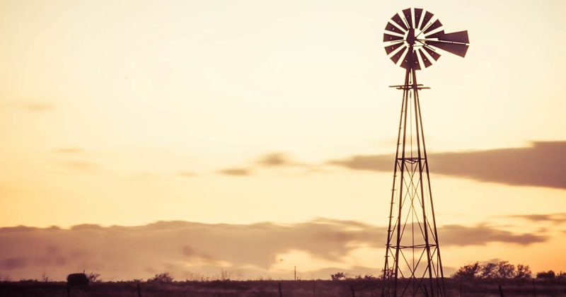 Windmill in Oklahoma for featured image on famous athletes from Oklahoma